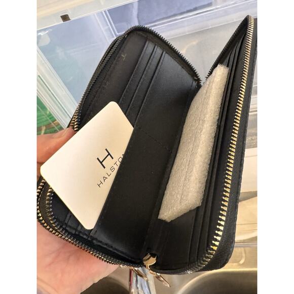 Halston Black Pebbled Leather Zip Around Continental Wallet Clutch Organizer - Picture 6 of 8
